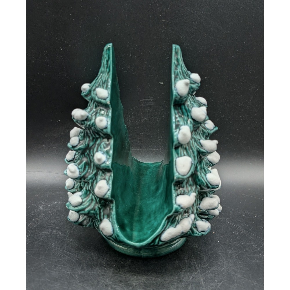Vintage 1982 Handmade Ceramic Christmas Tree Napkin Holder Snow Capped Green‎